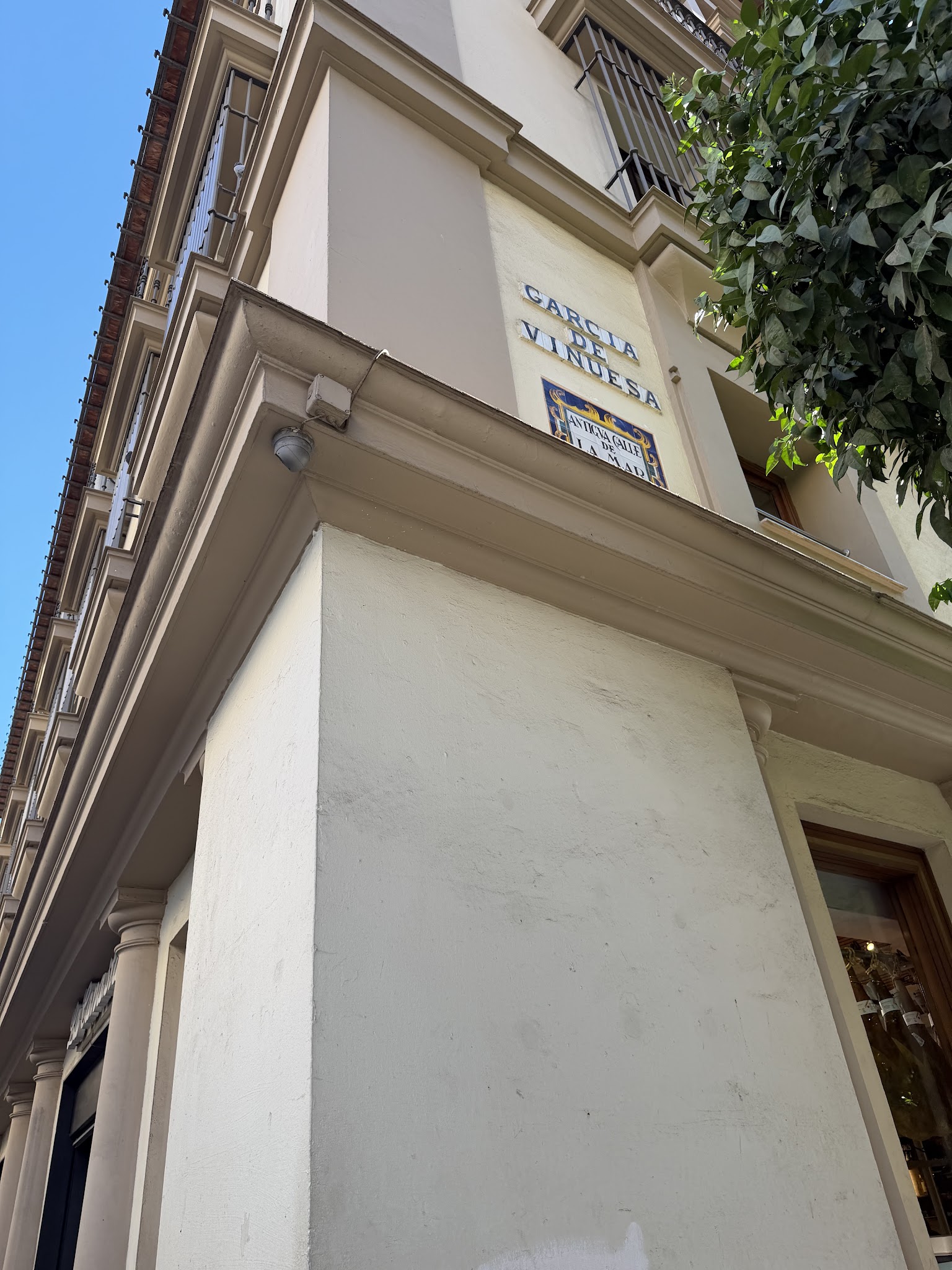 La Canasta by BEHER in Seville: A Generous Table